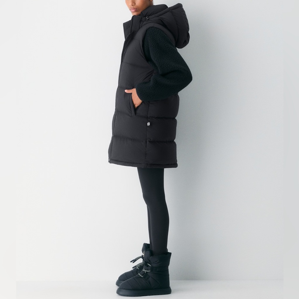 Aritzia Super Puff Vest Mid length with removable hoodie BLACK XS Puffer Vest